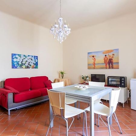 Midtown Apartment Pisa Exterior photo