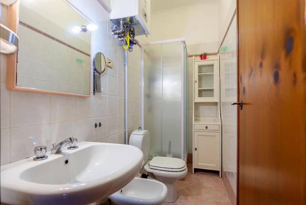 Midtown Apartment Pisa Exterior photo